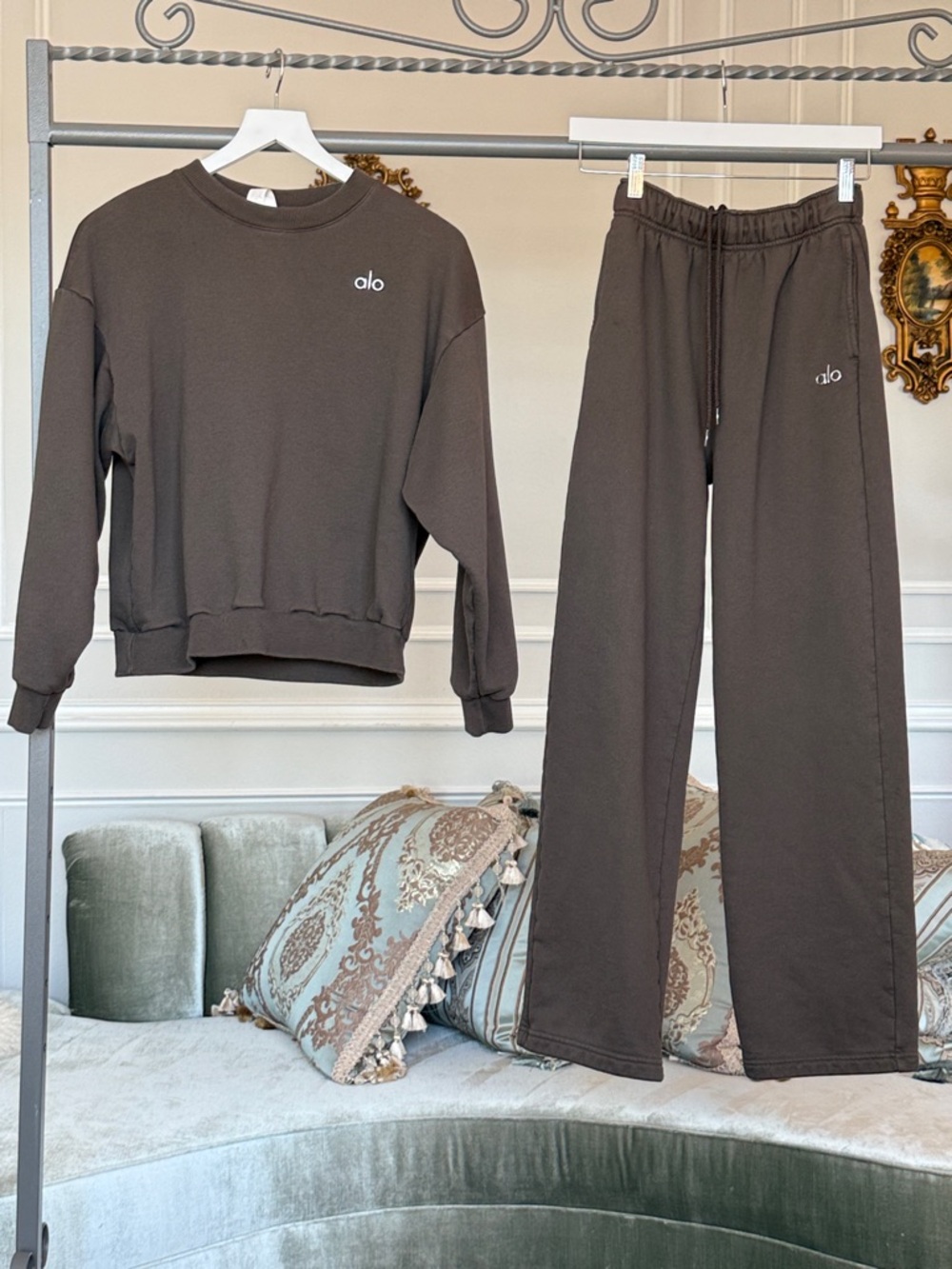 ALO Yoga Accolade crew Neck PullOver size S